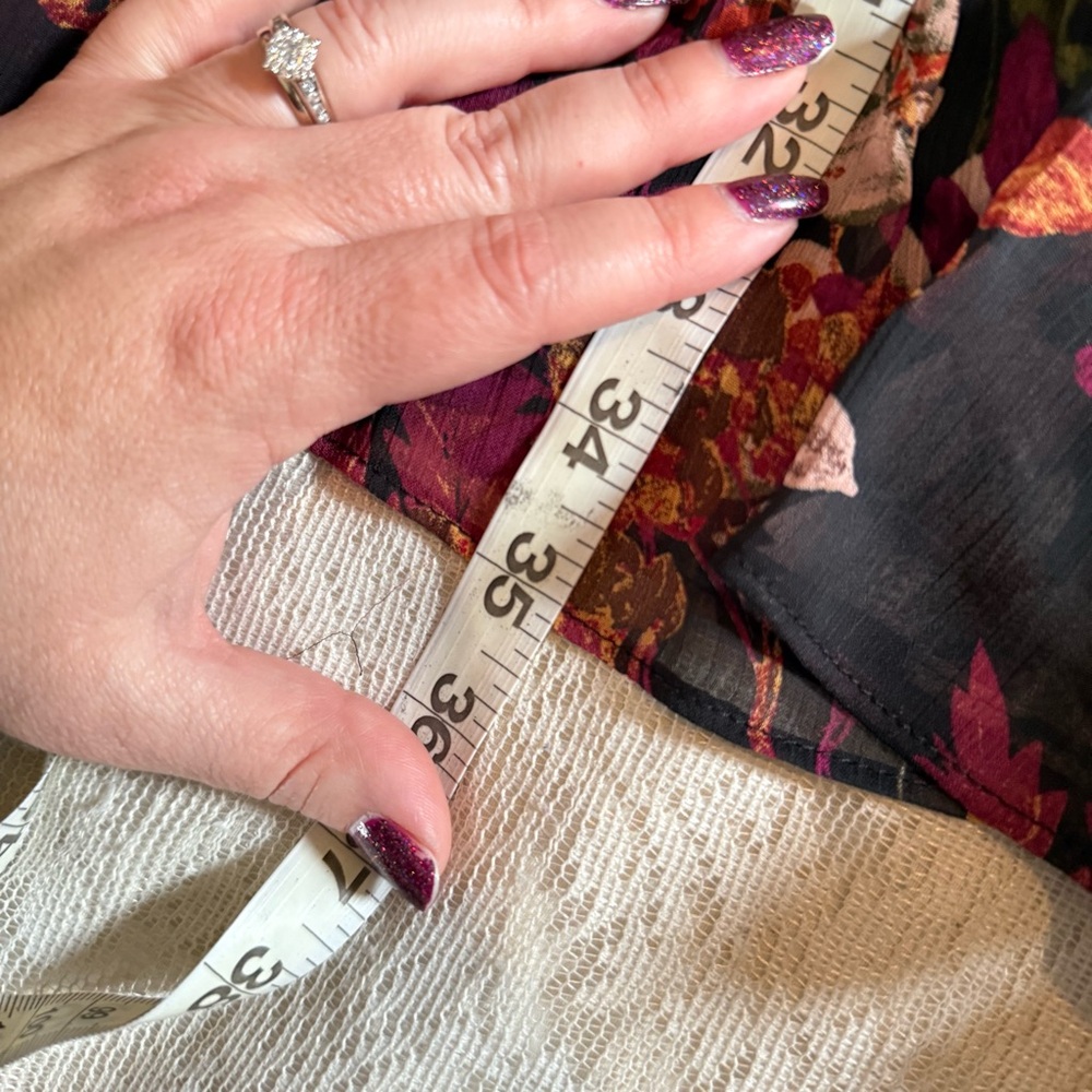 Madison Tara Serena mock neck floral mini long sleeve dress - Picture 7 of 10